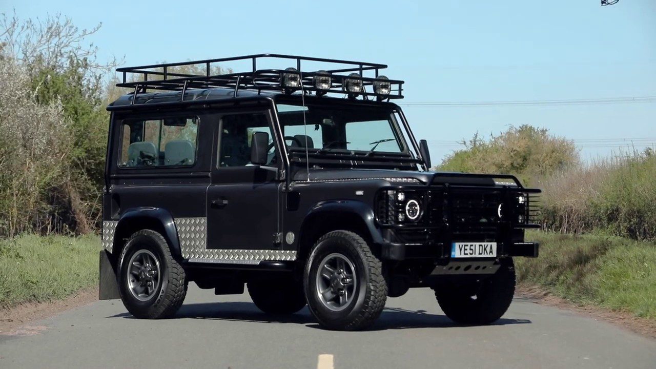 Tomb Raider Land Rover Defender 90