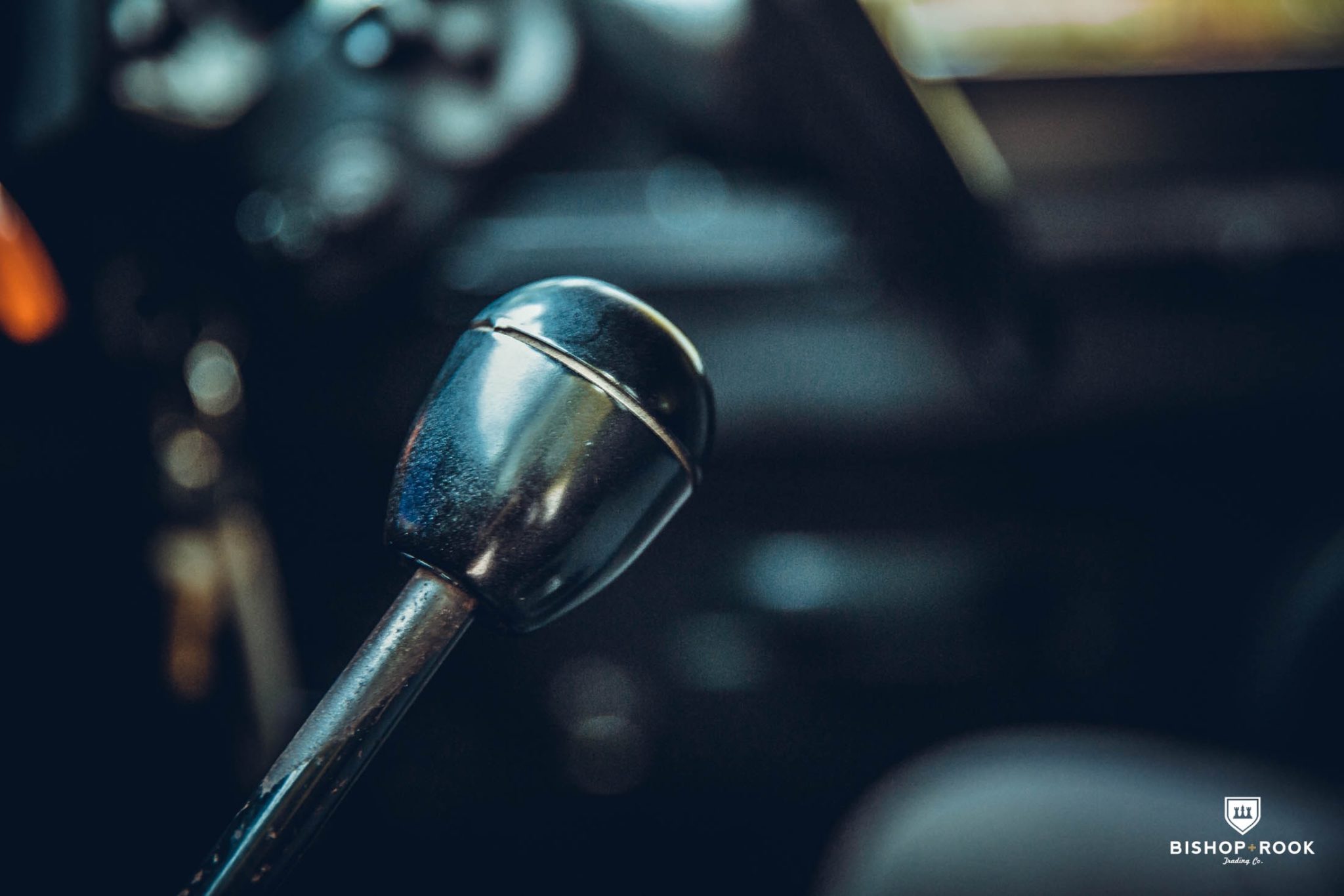 Converting a Land Rover Defender from a Manual Gearbox to an Automatic